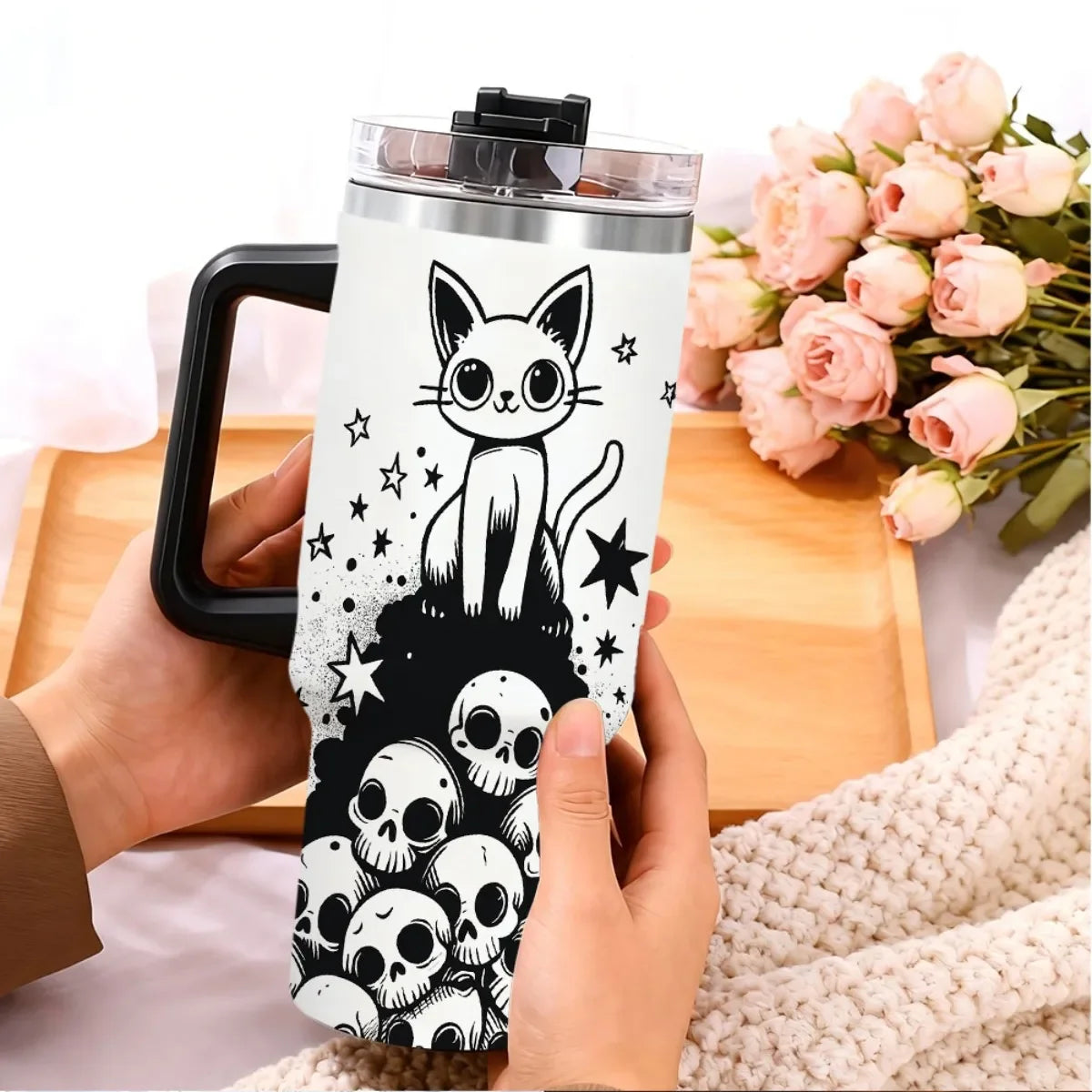 1pc 40oz Stainless Steel Double Wall Vacuum Insulated Coffee Cup Second Generation Handle Third Generation Lock Lid with Straw and Cap Summer Cool Keeping Tumbler Hand Wash Only Reusable Sui